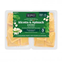 Selection Pasta Ravioli Style Filled with Spinach and Ricotta 2 Units / 340 g / 12 oz