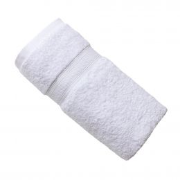 Selection White Bath Towel / 76.2 cm x 147.3 cm / 30" x 58"
