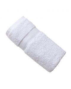 Selection White Bath Towel / 76.2 cm x 147.3 cm / 30&quot; x 58&quot;